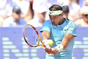 Gravelkoning Rafael Nadal grijpt naast eerste titel sinds ruim twee jaar, tegenstander emotioneel