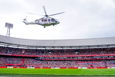 Welke Feyenoord-spelers kwamen er uit de helikopter? Check de mooiste beelden van de Open Dag van Feyenoord