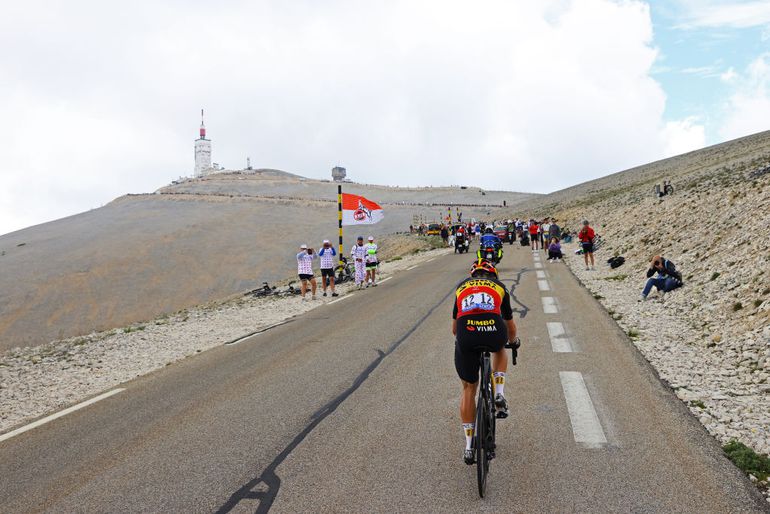 Zestiende etappe Tour de France prooi voor sprinters én klimmers: mythische berg wordt de beul