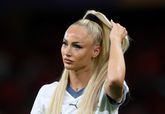 'Mooiste voetbalster ter wereld' zorgt tijdens EK voor gigantische chaos: belangrijke maatregelen getroffen