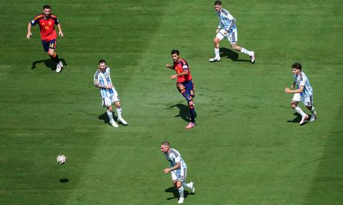 Huilende Lionel Messi houdt tóch nog prijs over aan WK voetbal: Argentijn laat Kylian Mbappé ver achter zich