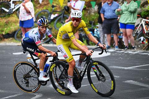 live-tijdrit-etappe-16-tour-de-france-remco-evenepoel-tadej-pogacar