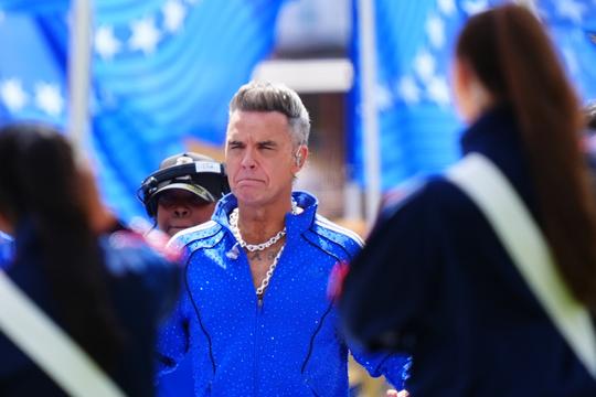 Superster reageert op veelbesproken moment bij WK-finale: 'Excuses voor het object dat uit mijn mond viel'