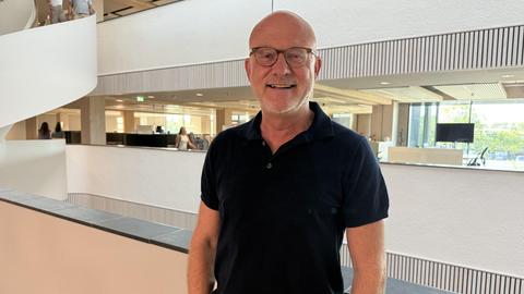 Voetbaldirecteur deelt bizarre bedreiging: 'Jouw kleinkinderen zitten toch op die school?'