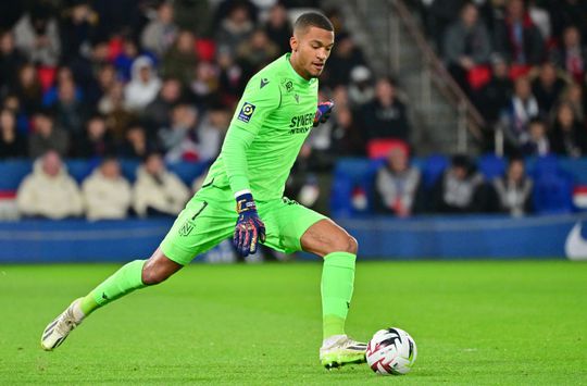 'Ajax wil naast Andries Noppert nóg een keeper halen en komt uit bij voormalig wonderkind met veel ervaring'