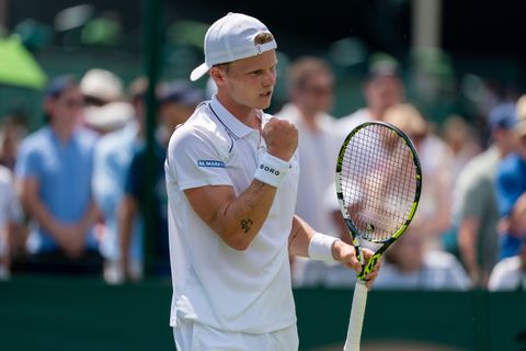 Toptennisser Jesper de Jong houdt zenuwen in bedwang na driedubbel oponthoud in kwalificaties US Open