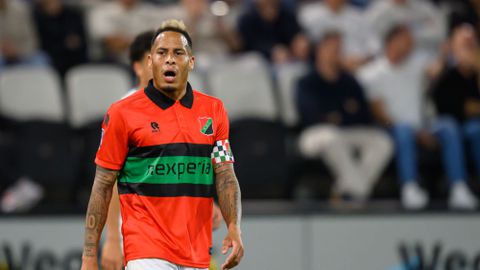 Gestolen tenues NEC na bizarre inbraak weer teruggevonden: 'Ongelooflijk dankbaar'