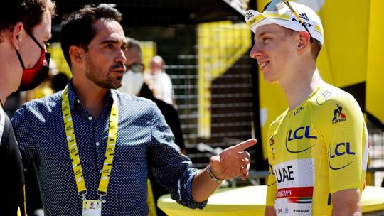 Wielericoon (43) doet opvallende uitspraak over Tadej Pogacar en Eddy Merckx voor Vuelta: 'De beste ooit'