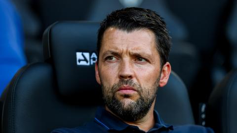 FC Den Bosch-trainer Bart Schreuder (43) openhartig over privéleven: 'Als mijn vrouw dit leest...'