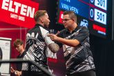 Danny Noppert feliciteert Gian van Veen na zijn zege op de Euro Tour in Hildesheim. ©PDC