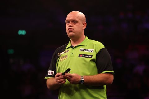Grote zorgen om topdarter Michael van Gerwen: 'Zijn hele aura is weg'