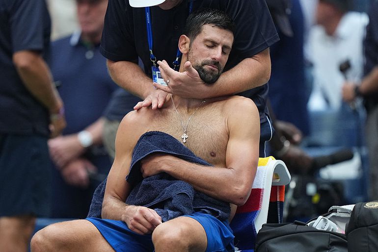 Toptennisser Novak Djokovic bevestigt wanneer hij met pensioen wil: 'Daar stoppen zou leuk zijn'