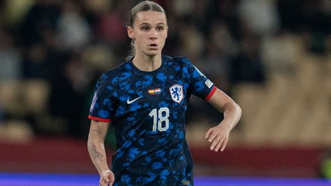 Oranje Leeuwinnen hebben opvolger van Sherida Spitse al in huis: 'Daar ben ik goed in: onzin lullen'