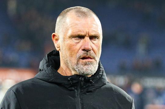 Feyenoord-icoon (62) verklaart lastige keuze over ernstig zieke moeder: 'Dit is gewoon schrikbarend'