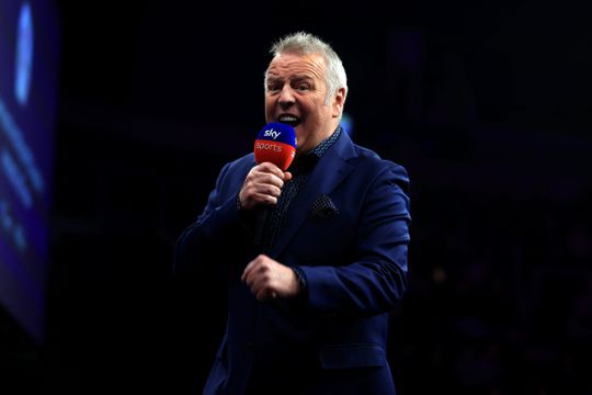 Afscheid van dartsiconen komt als een totale verrassing: 'Ik ga hem veel minder missen'