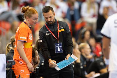 'Guppy' Dione Housheer speelt bij het Real Madrid van het handbal: 'Dat is andere koek'