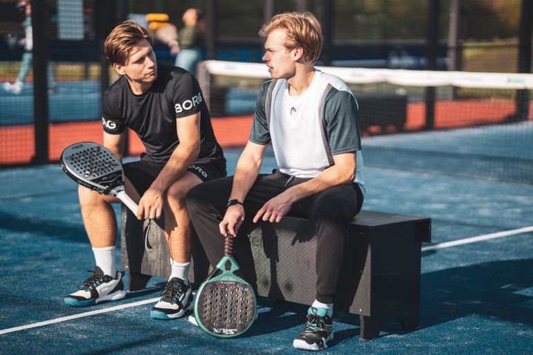 Hier bestel je jouw padelracket nu met 70% korting