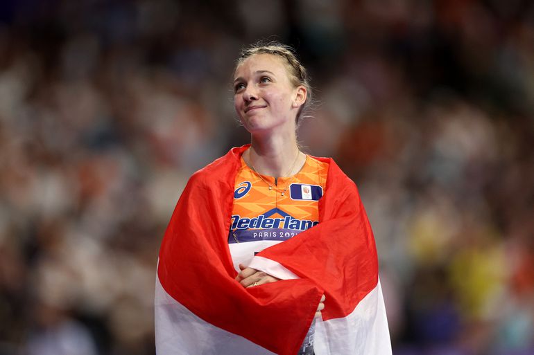 Topatlete Femke Bol deelt update over nieuwe uitdaging: 'Ik raak er langzaam aan gewend'