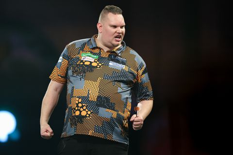 Speelschema en uitslagen WK darts: Nederlander gaat voor stunt tegen oud-wereldkampioen