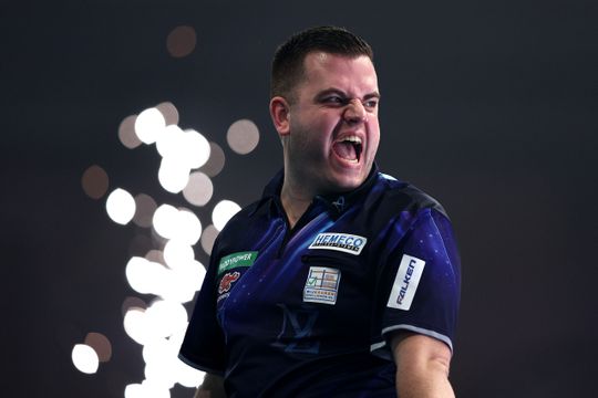 Nederlandse verrassing Niels Zonneveld oogst lof op WK darts: 'Dit zegt iets over zijn volgende stap'