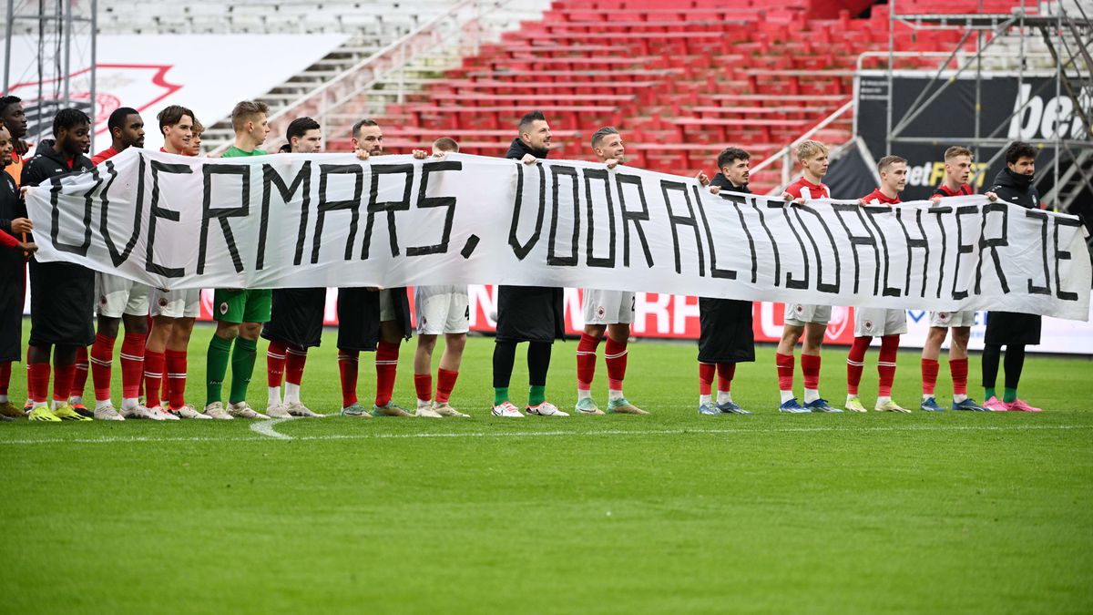 Marc Overmars gaat in beroep tegen schorsing FIFA: 'Straf is buitenproportioneel voor één zaak'