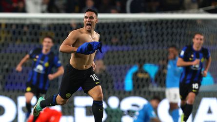 Inter wint de Italiaanse Supercup na rode kaart Napoli; Lautaro Martinez scoort in de blessuretijd