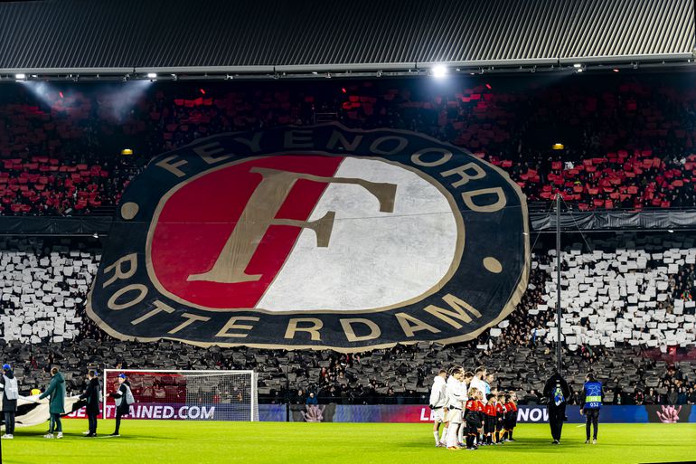 Feyenoord stapt naar rechter na drastische maatregel: 'PSV heeft het goede voorbeeld gegeven'