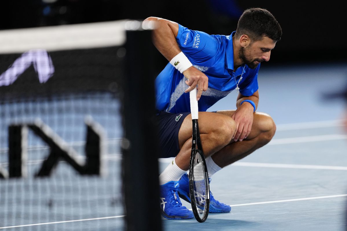 Zorgen om mogelijke blessure Novak Djokovic: toptennisser slaat training over