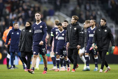 PSV langs pijnlijke meetlat gelegd in Engels medium: 'Ze kwamen met veel praatjes deze kant op'
