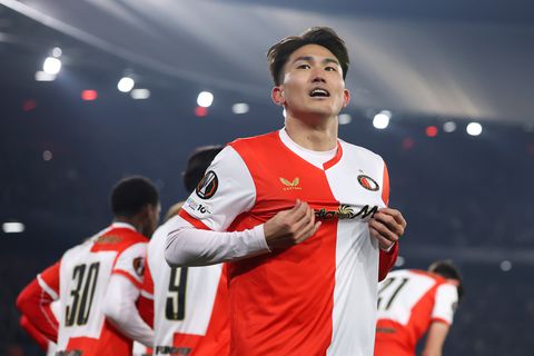 LIVE Europa League | Feyenoord geeft Robin van Persie lucht met ruime voorsprong tegen Sturm Graz