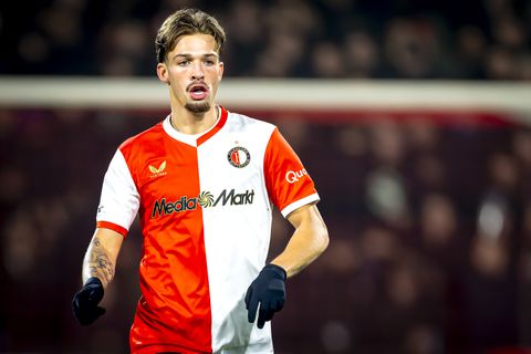 Feyenoorder Luciano Valente heeft begrip voor kritische fans: 'Bij voetbal hoort emotie'