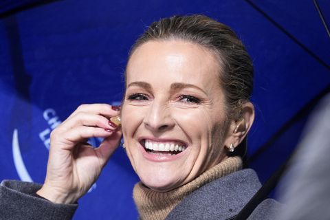 Emotionele terugkeer van presentatrice na telefoontje dat haar wereld op de kop zette: 'Het was niet makkelijk'