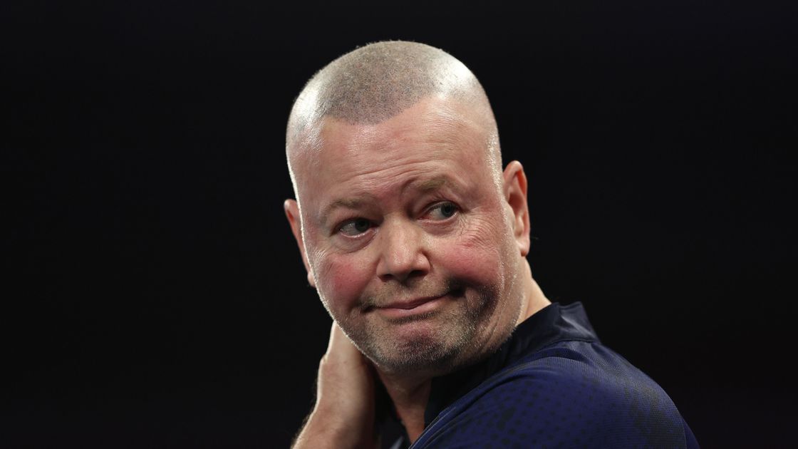 Topdarter Raymond van Barneveld neemt ingrijpend besluit over World Masters