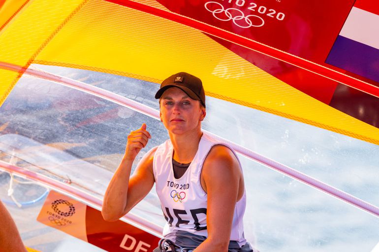 Drievoudig wereldkampioene windsurfen Lilian de Geus stopt na mislopen Olympische Spelen