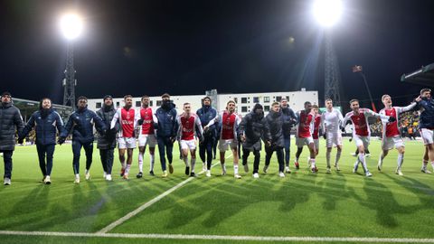 TV-gids: op deze zender is de loting van Ajax in de Conference League