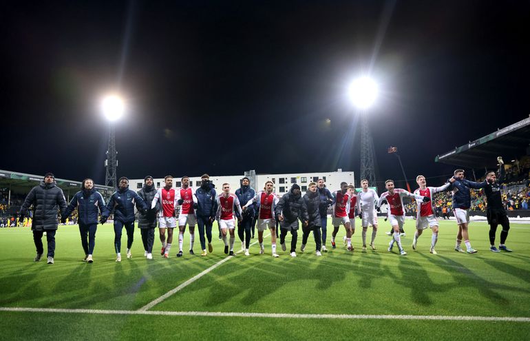Waar en wanneer is de loting van Ajax in de Conference League te zien en wat zijn de mogelijke tegenstanders?