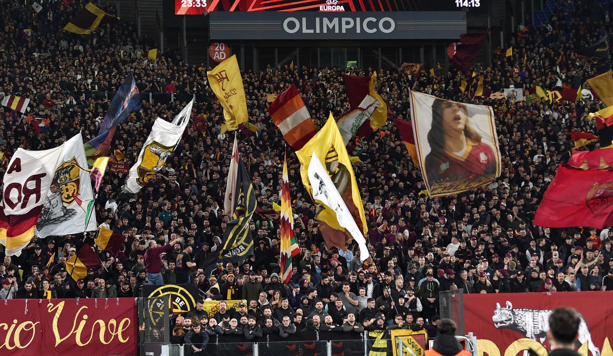 Recordaantal toeschouwers verwacht bij Roma - Feyenoord: 'Speciaal om in te spelen'