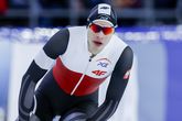 Bizarre comeback: geschorste schaatser die overwoog Nederlander te worden wint bij World Cup in Polen