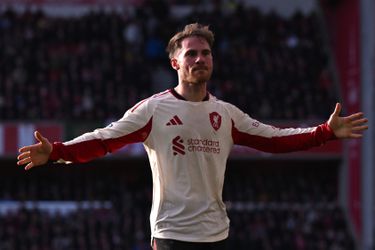 Arne Slot en Liverpool ontsnappen na bizarre slotfase tegen degradatiekandidaat Nottingham Forest