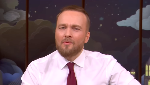 Presentator Arjen Lubach stoort zich mateloos aan uitzendingen Olympische Spelen: 'Daar moeten ze mee kappen'