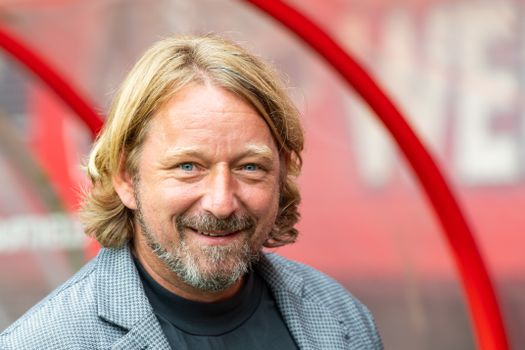 'Borussia Dortmund en Sven Mislintat openen gesprekken over terugkeer als directeur'