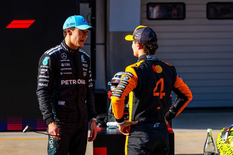 Zeer merkwaardig moment tussen kibbelende F1-coureurs: 'Ik kom net van het toilet'