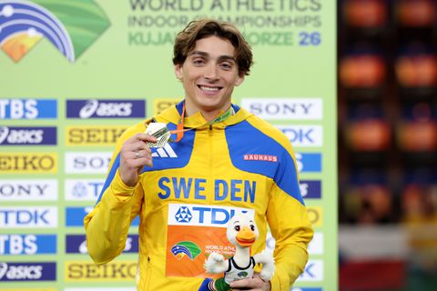 Atletiekfenomeen Mondo Duplantis gaat bijzondere uitdaging aan: 'Kan niet wachten om de wereld dit te laten horen'
