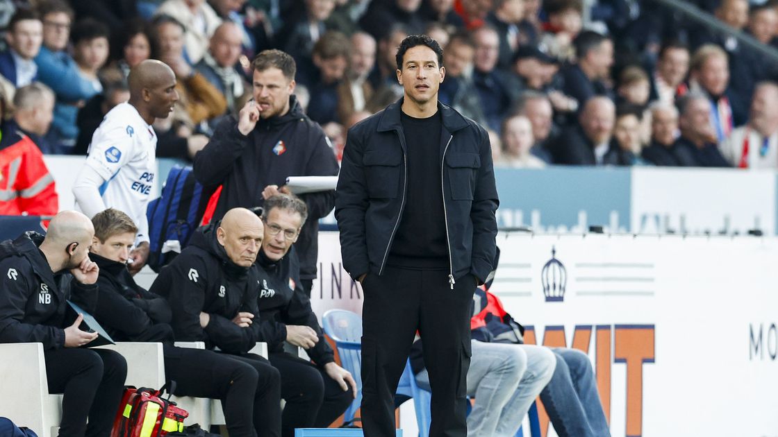 Telstar-trainer Anthony Correia verklapt inspiratie: 'PSV doet wat wij doen, maar op véél hoger nive