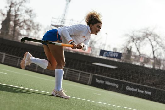 'Heel extreem': Oranje-hockeyster strijdt gefrustreerd tegen ongelijkheid in salarissen tussen mannen en vrouwen