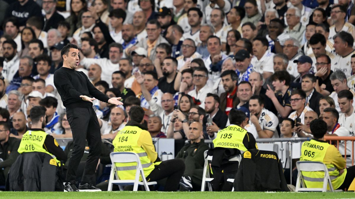 Barcelona-trainer Xavi na verloren El Clásico: 'Mijn gevoel is dat deze wedstrijd niet eerlijk was'