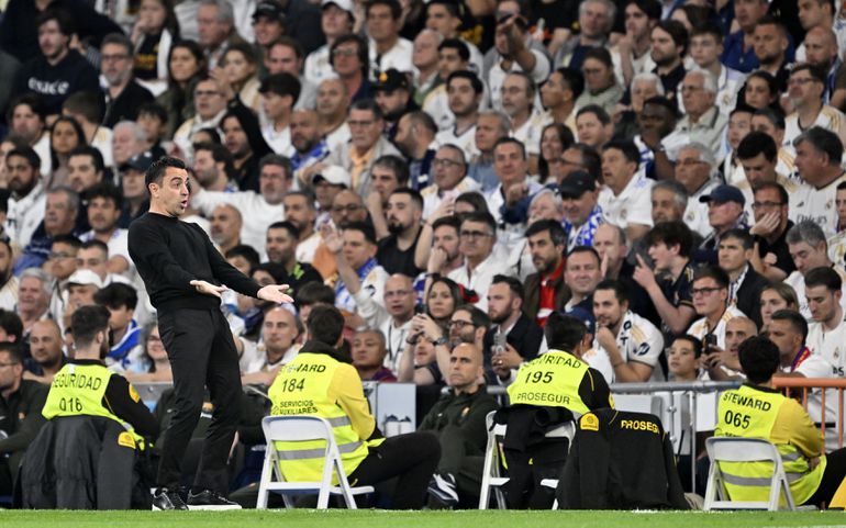 Barcelona-trainer Xavi na verloren El Clásico: 'Mijn gevoel is dat deze wedstrijd niet eerlijk was'