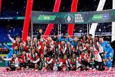 Waar kan ik de huldiging van Feyenoord zien en vanaf hoe laat?
