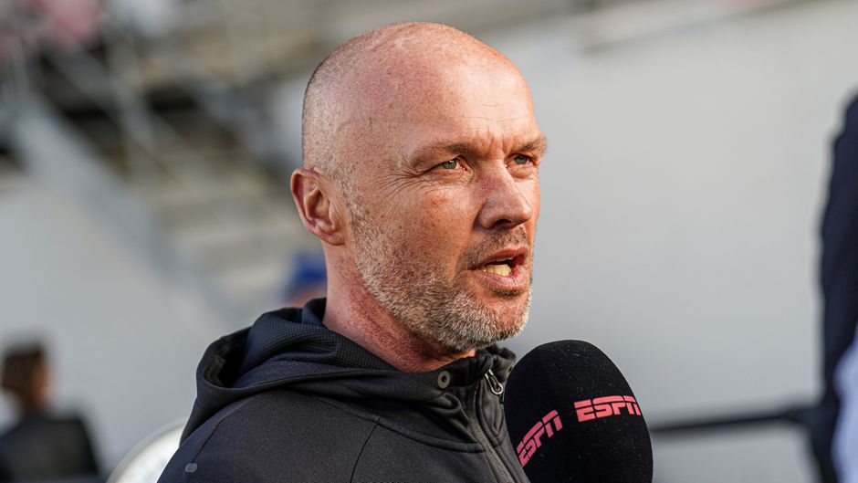 NEC vindt nieuwe trainer na vertrek Rogier Meijer: 'Kan resultaat en goed voetbal combineren'