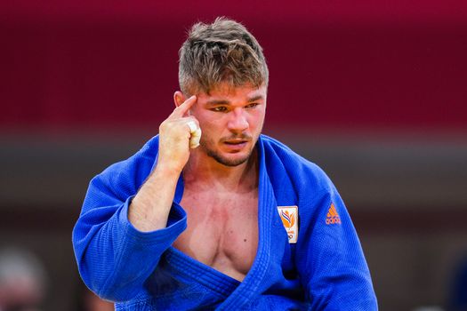 Judoka Noël van 't End door zwaarste straf uitgeschakeld in achtste finales WK